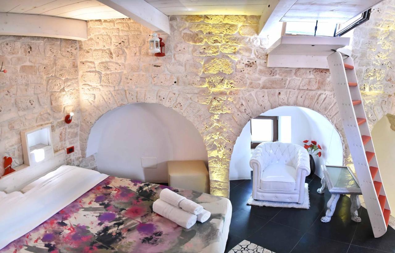 L'Angolo Di Gaudi, Casa Mila Путиняно Екстериор снимка
