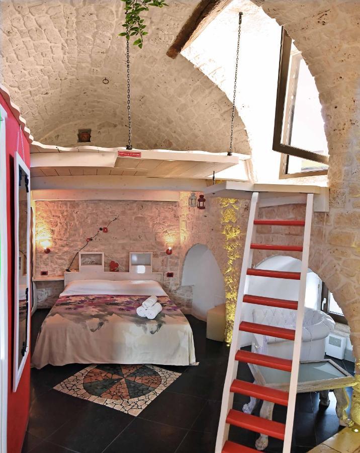 L'Angolo Di Gaudi, Casa Mila Путиняно Екстериор снимка