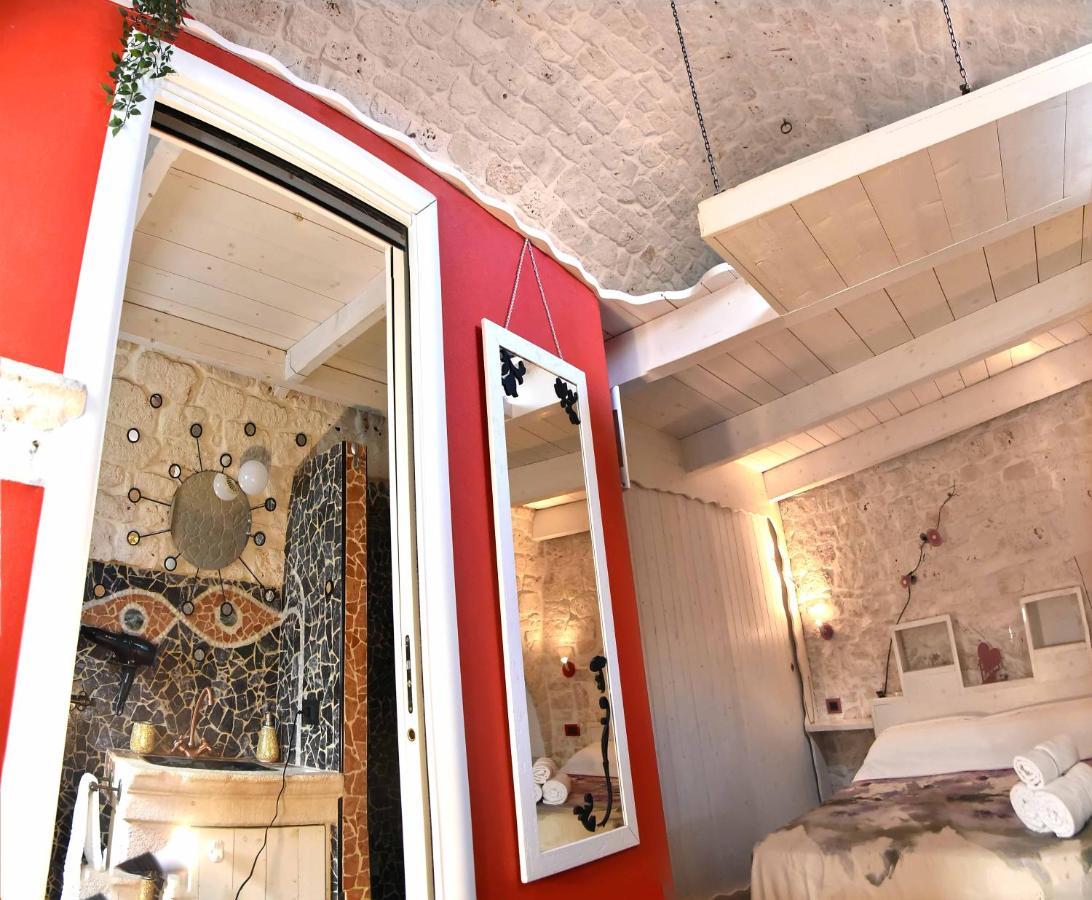 L'Angolo Di Gaudi, Casa Mila Bed & Breakfast Путиняно Екстериор снимка